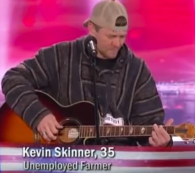 Kevin_Skinner_-__If_Tomorrow_Never_Comes_-America's_Got_Talent_2013.JPG