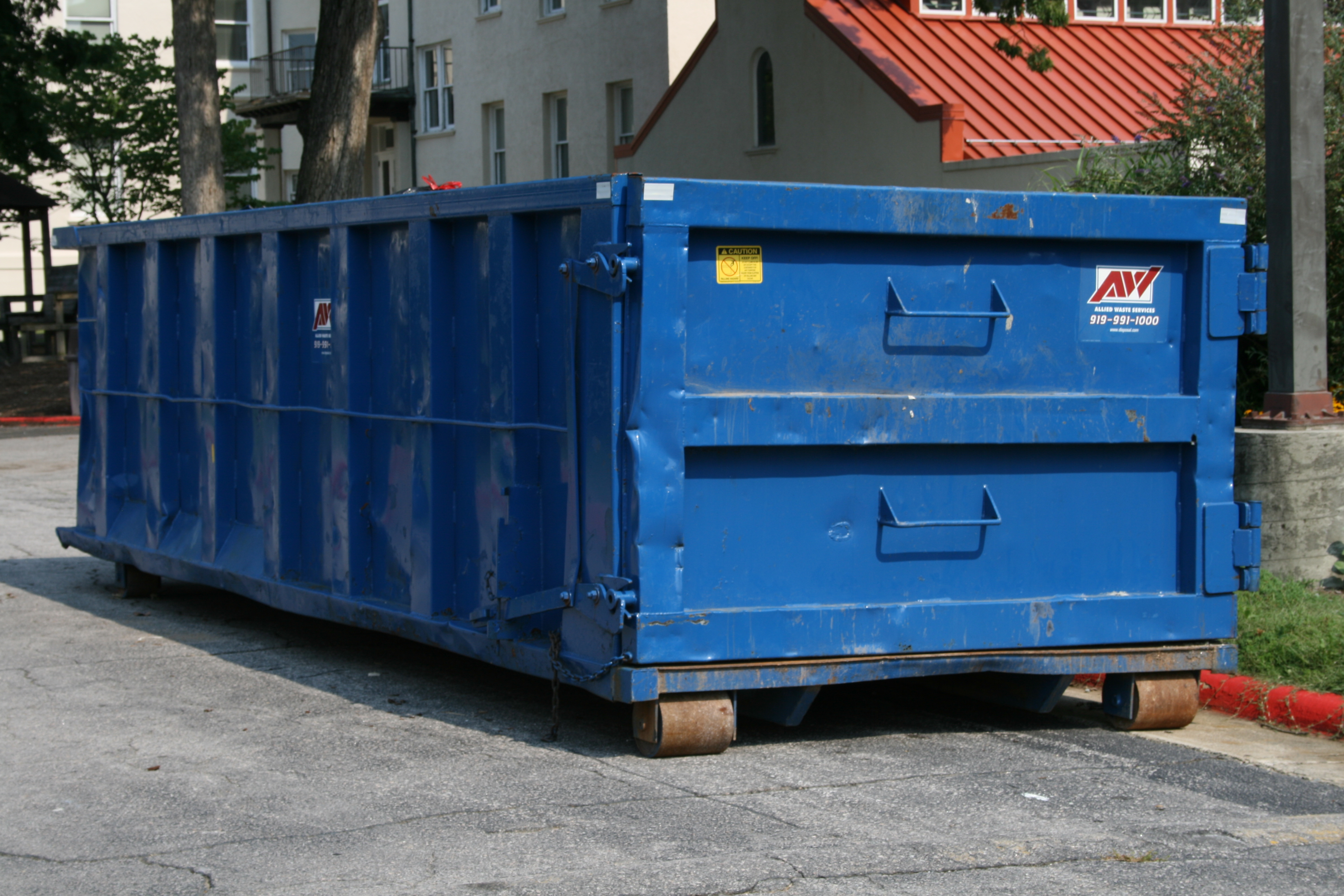 2008-07-12_Blue_AW_trash_container_at_NCSSM.jpg